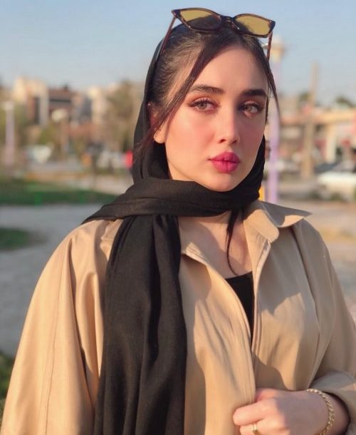 مینا حیدری