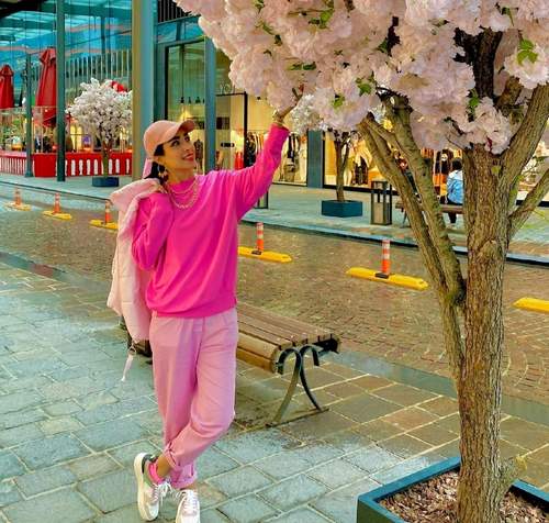 یوتیوب سلما شکیب فعال است؟